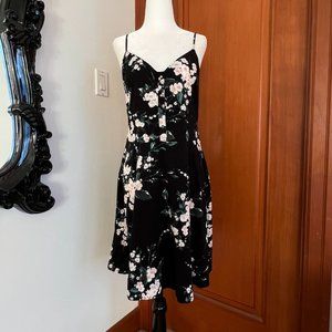 🛍 2/$20 Dynamite Floral Summer Mini Dress - Black and Pink Floral Skater Dress